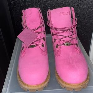 Pink Susan G Komen Breast Cancer Awarness Timberlands